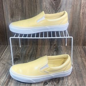 Vans Classic Slip On Unisex Women's Size 7.5 Men's Size 6 in Yellow